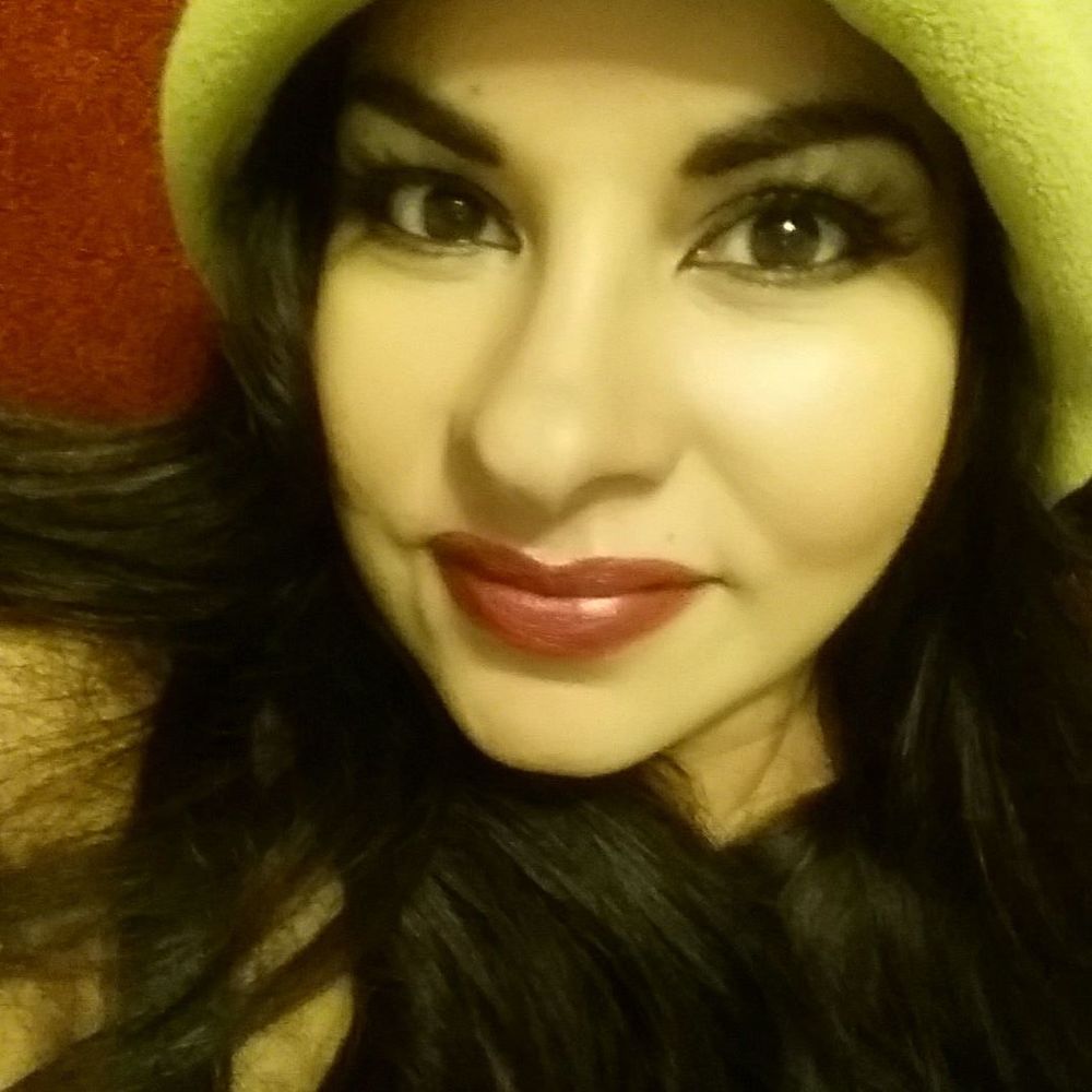 Meet your Posher, Priscilla